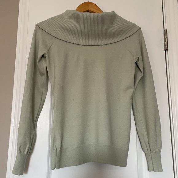 Theory Sweater - Picture 3 of 3